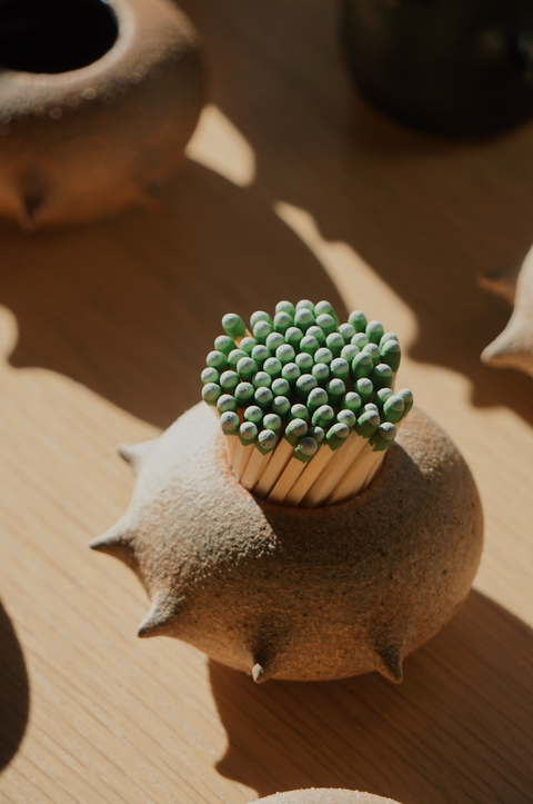 Spikey Match Striker, Sand