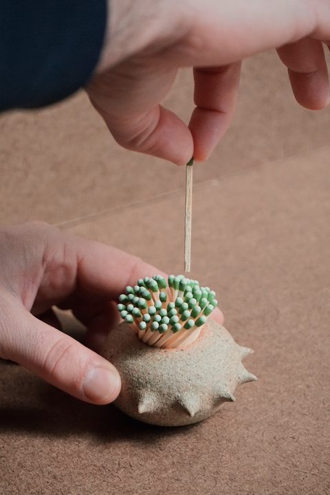 Spikey Match Striker, Sand