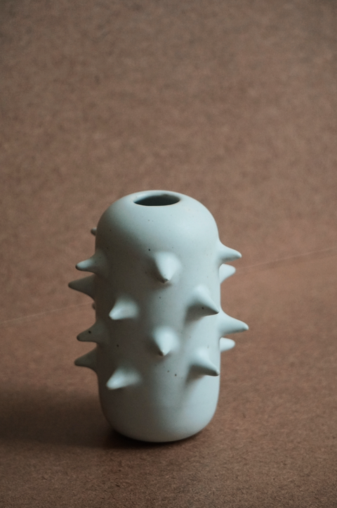 Spikey Vase 2, Matte White